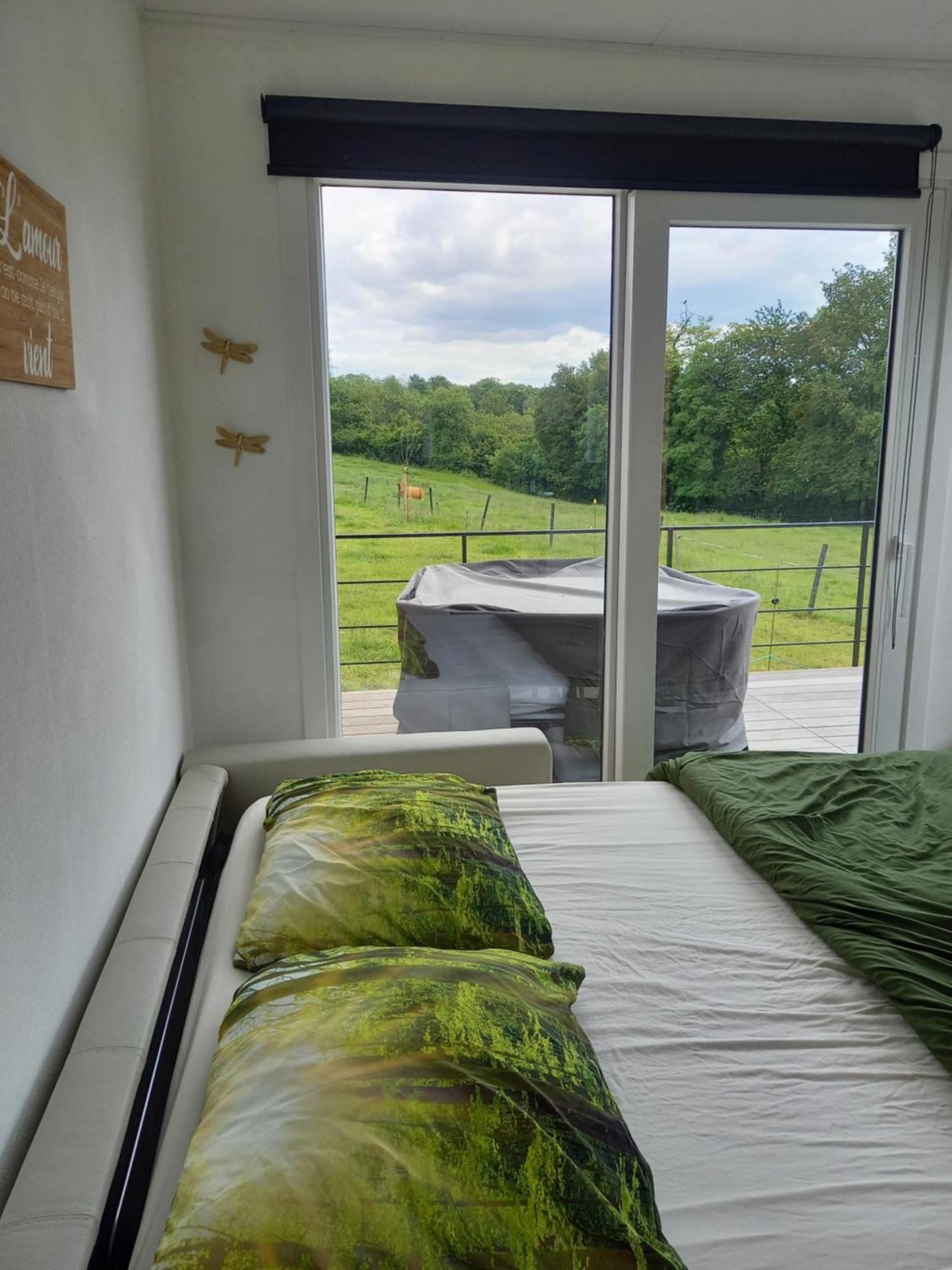 Hostal Au P'Tit Pre Des Salers Hamois Exterior foto